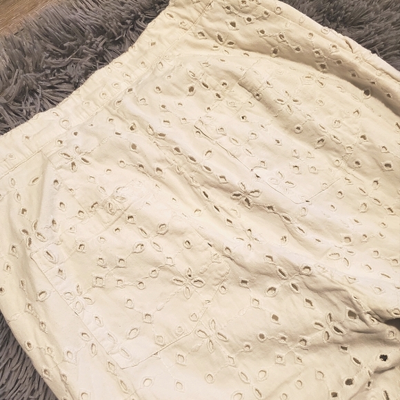 FREE PEOPLE Eyelet Skinny Pants Women's/Girl's - Picture 6 of 9